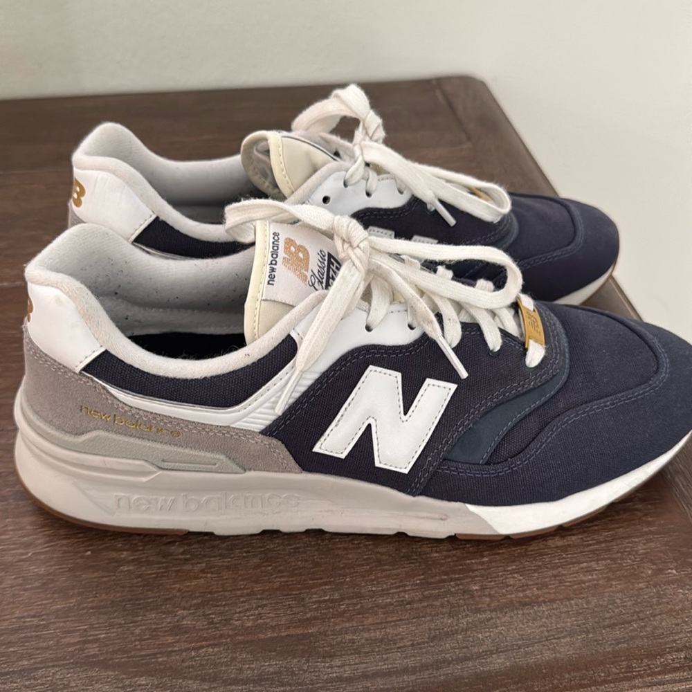 New Balance 997H 10.5 Men - Great Condition